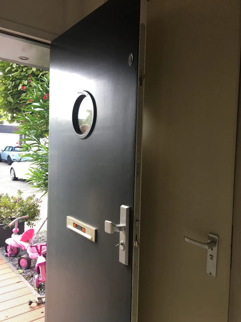 Slot gaat niet open? Oorzaken en oplossingen van een slotenmaker