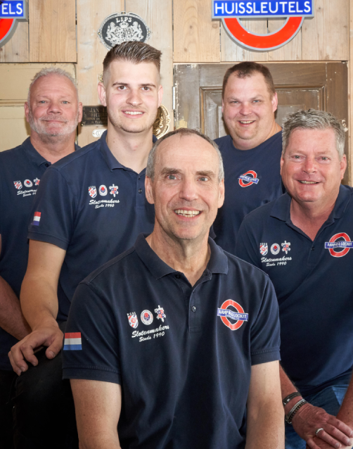 Het team van slotenmakers van Lockit.
